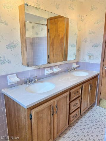 4092 Sarasota Drive Parma OH 44134