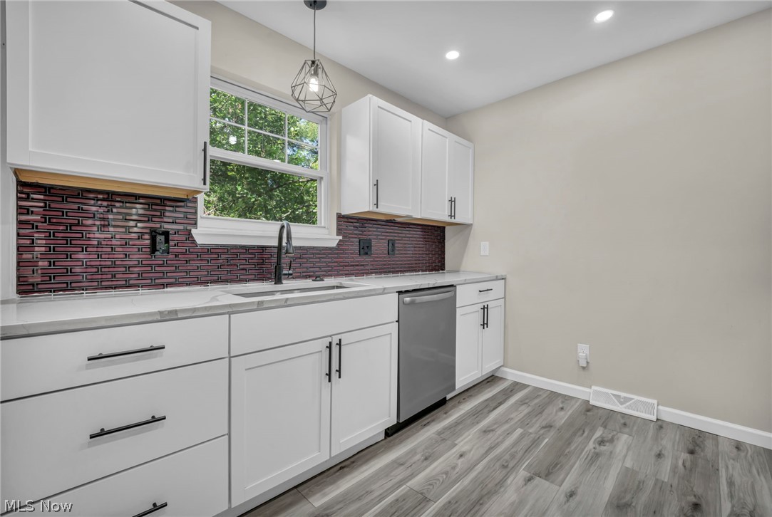 4072 E 108th Street Cleveland OH 44105