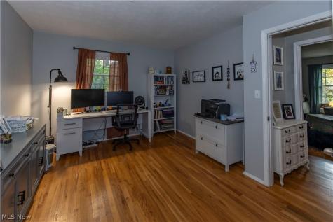 136 Parmelee Drive Hudson OH 44236