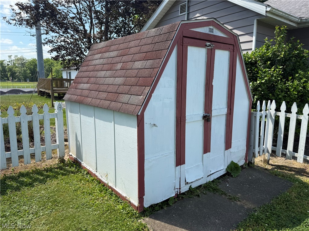 317 N 1st Street Dennison OH 44621