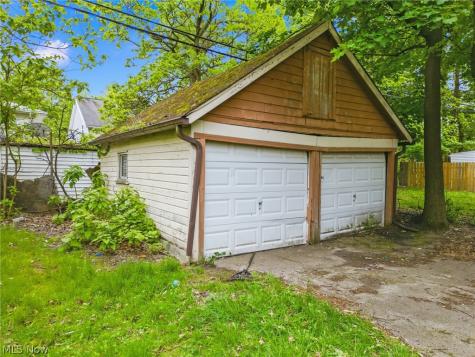 3315 E 142nd Street Cleveland OH 44120