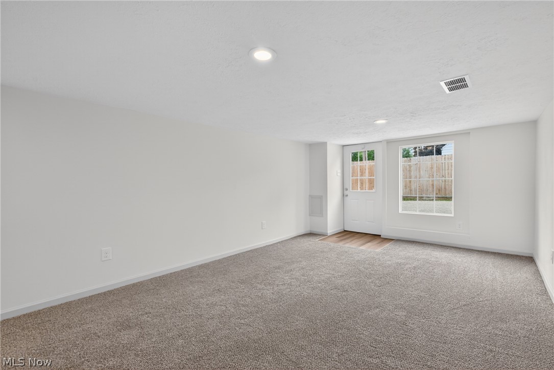 1865 Knight Road Akron OH 44306