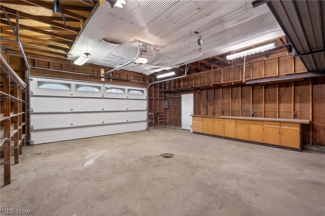 1865 Knight Road Akron OH 44306