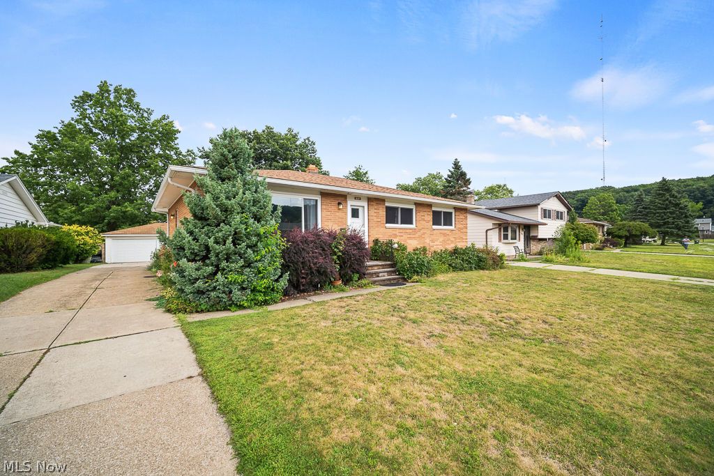 5712 Ralston Drive Parma OH 44129