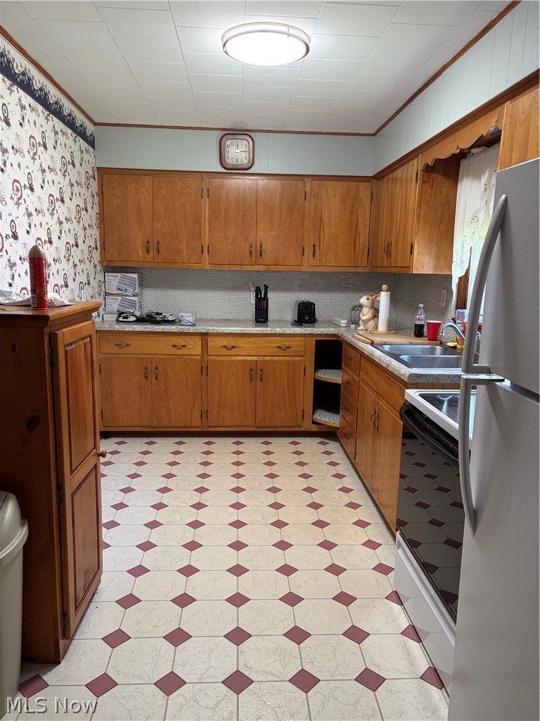 303 W Main Street Andover OH 44003