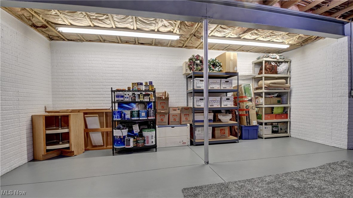 2390 Auberry Drive Akron OH 44312