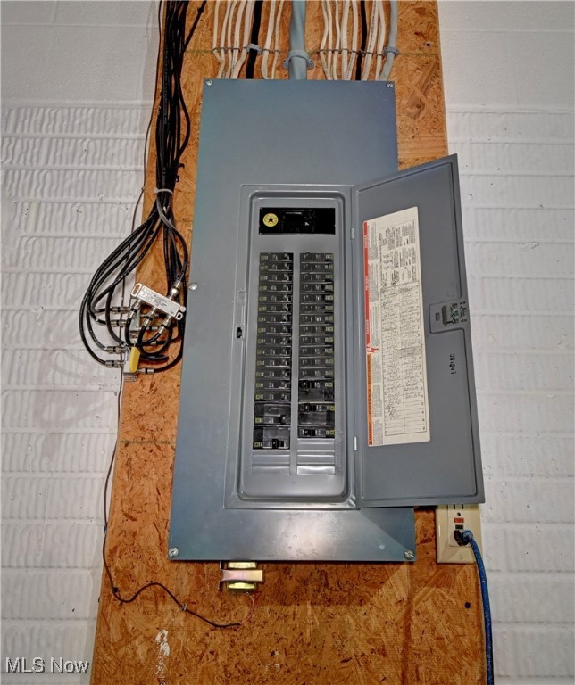 2390 Auberry Drive Akron OH 44312