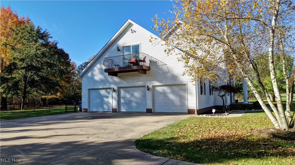 2390 Auberry Drive Akron OH 44312