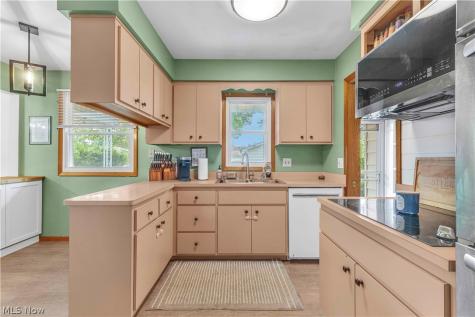 9605 Boundary Lane Parma OH 44130