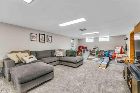 9605 Boundary Lane Parma OH 44130