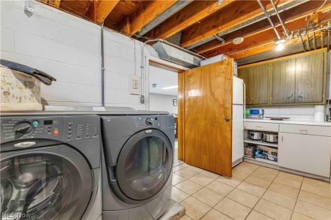 9605 Boundary Lane Parma OH 44130