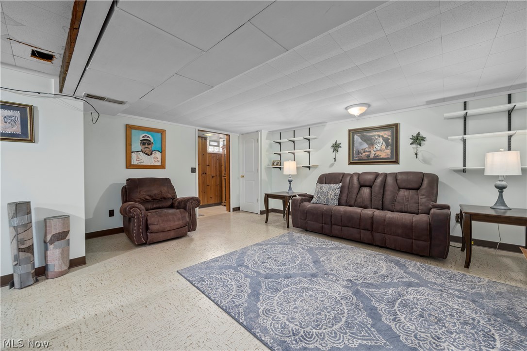 1426 W 40th Street Lorain OH 44053