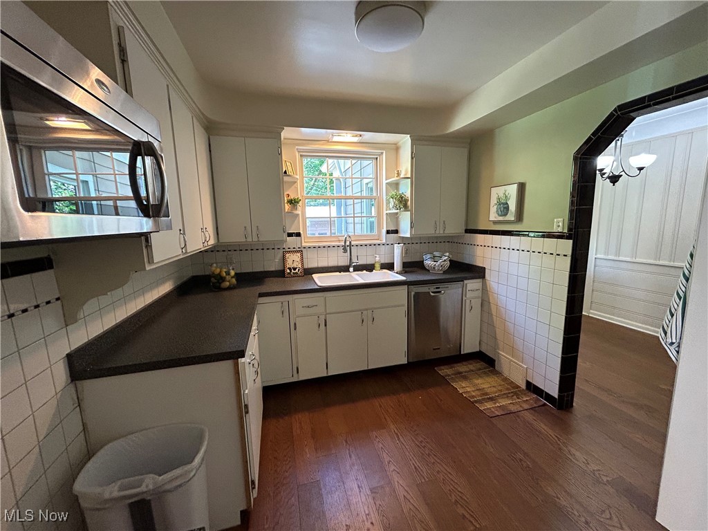 18117 Lomond Boulevard Shaker Heights OH 44122