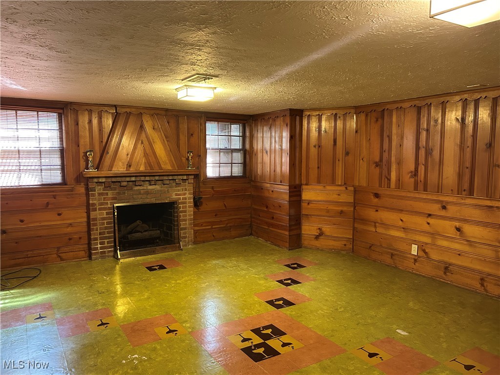 18117 Lomond Boulevard Shaker Heights OH 44122