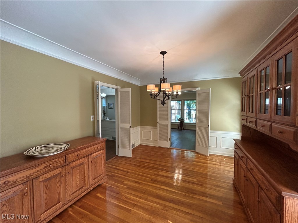 18117 Lomond Boulevard Shaker Heights OH 44122