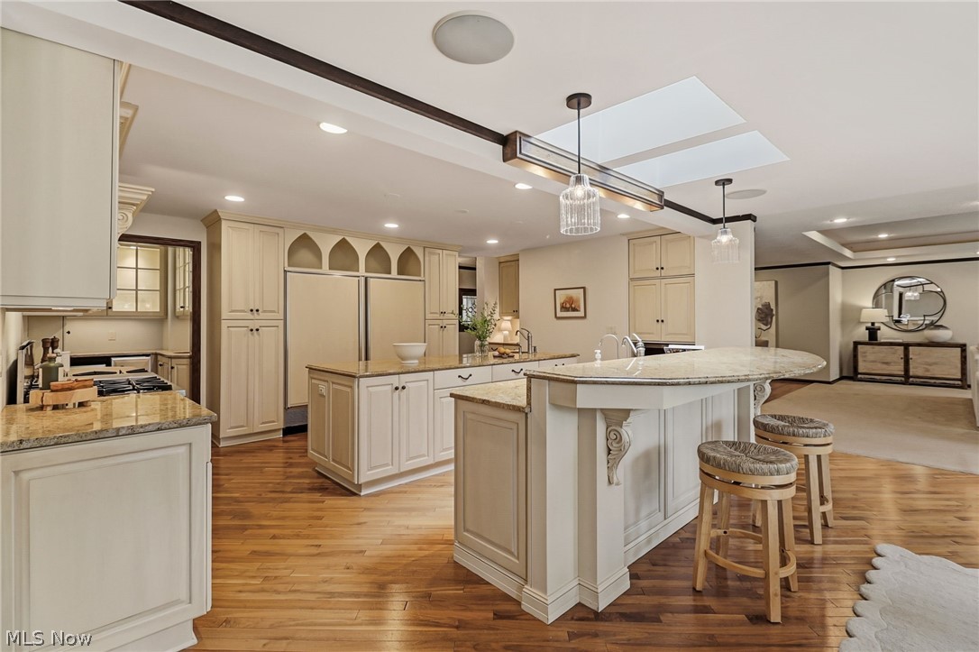 31215 Roxbury Park Drive Bay Village OH 44140
