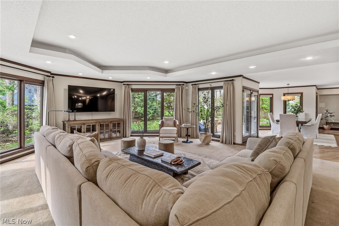 31215 Roxbury Park Drive Bay Village OH 44140