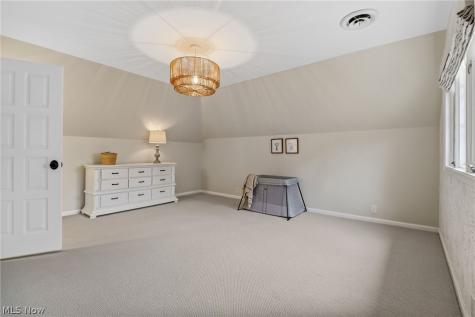 31215 Roxbury Park Drive Bay Village OH 44140