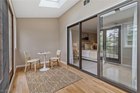 31215 Roxbury Park Drive Bay Village OH 44140