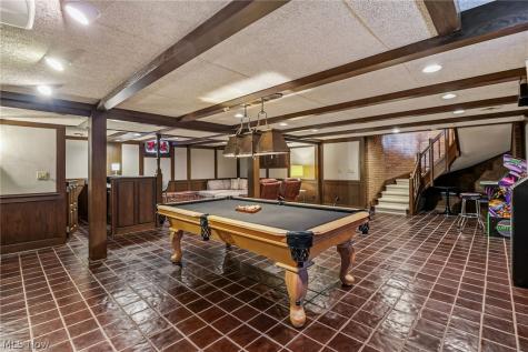 31215 Roxbury Park Drive Bay Village OH 44140