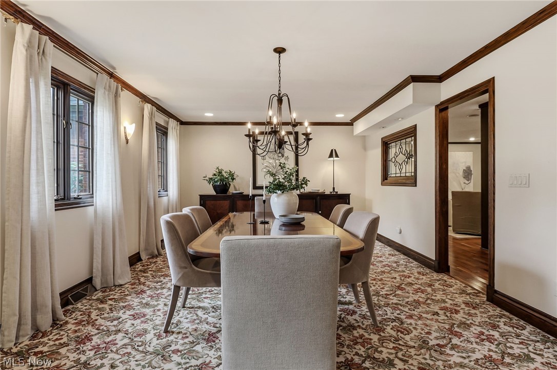31215 Roxbury Park Drive Bay Village OH 44140