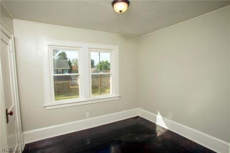 1507 Ridgeway Place NW Canton OH 44709