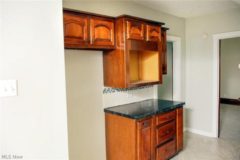 1507 Ridgeway Place NW Canton OH 44709
