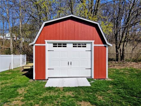 15 Wintergreen Hill Drive Painesville OH 44077