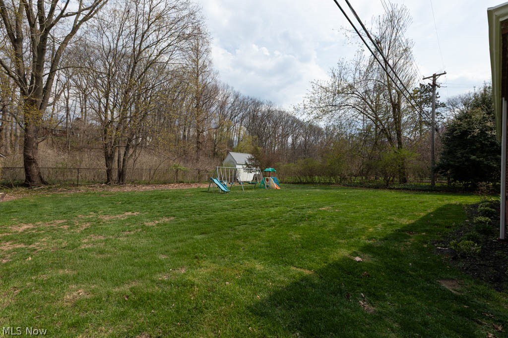 15 Wintergreen Hill Drive Painesville OH 44077