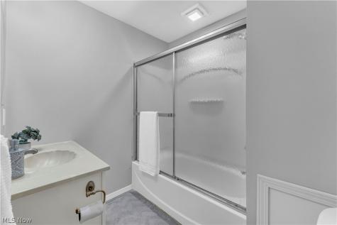 3460 W 119th Street Cleveland OH 44111