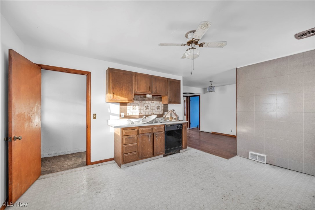 14750 Schreiber Road Maple Heights OH 44137