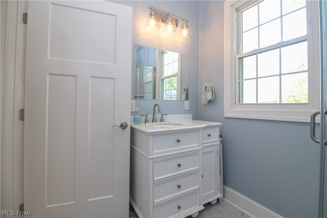 24 E Kline Street Girard OH 44420