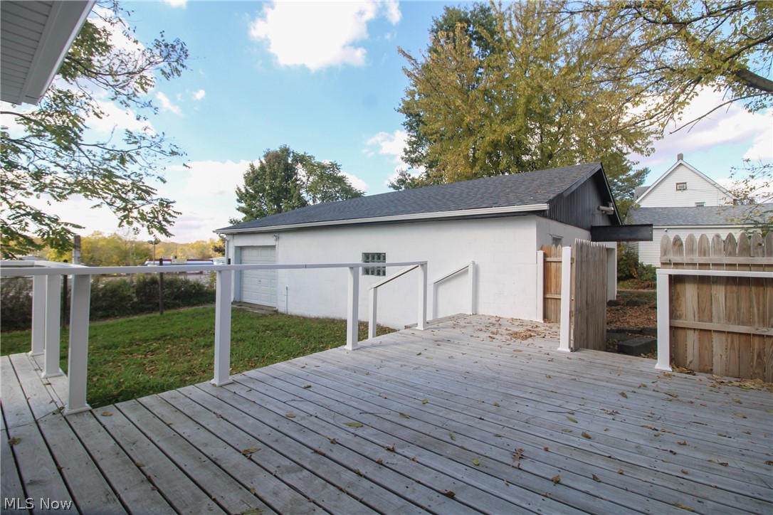 24 E Kline Street Girard OH 44420