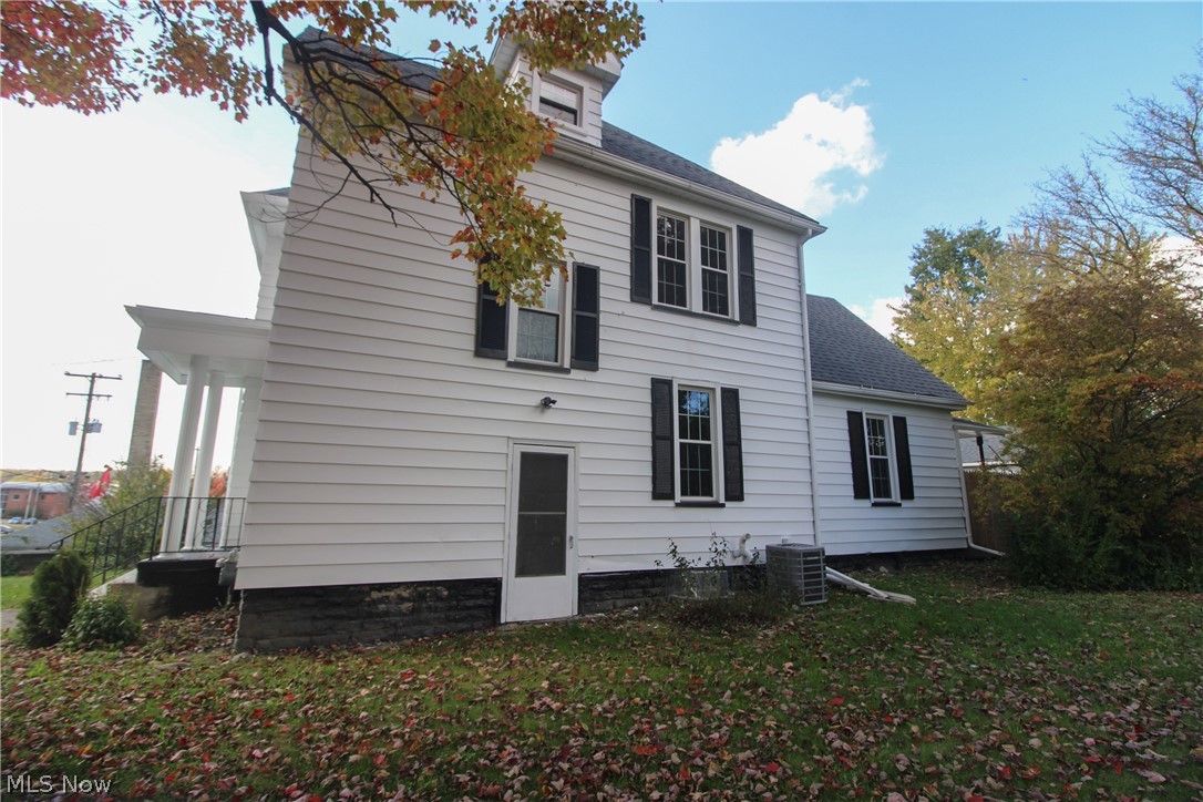 24 E Kline Street Girard OH 44420