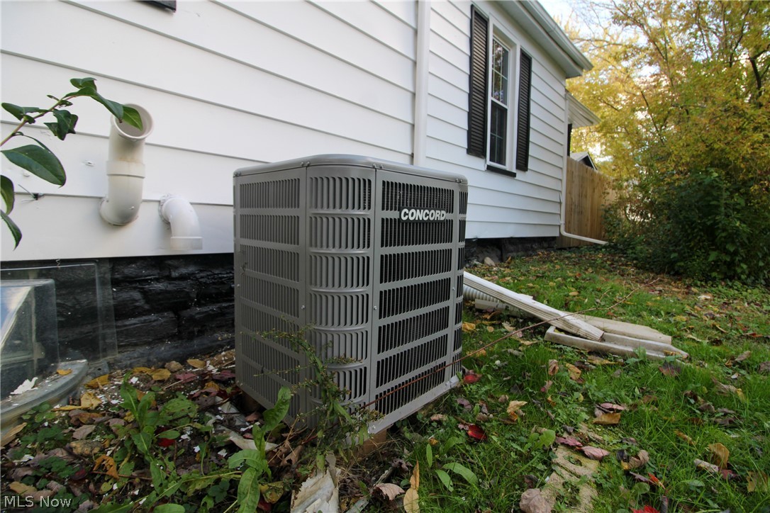 24 E Kline Street Girard OH 44420