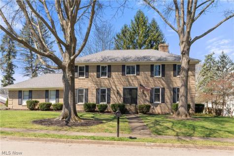 4705 Woodland Avenue NW Canton OH 44709