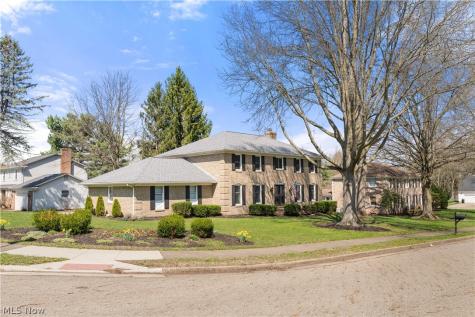 4705 Woodland Avenue NW Canton OH 44709