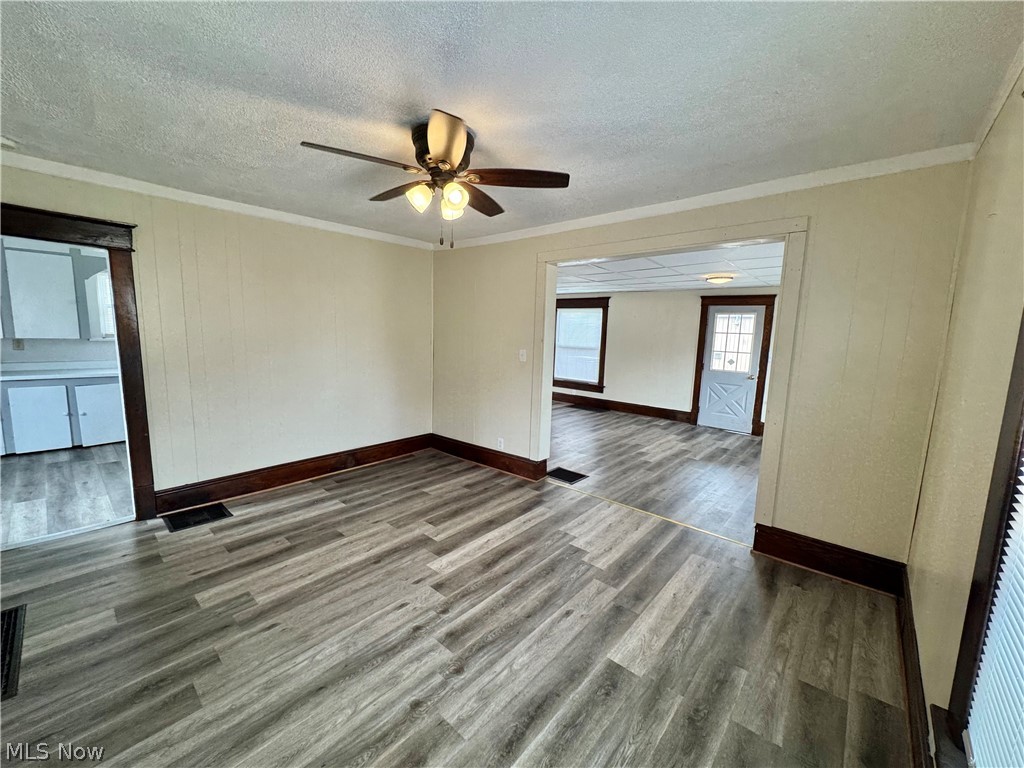 1349 E Main Street Coshocton OH 43812