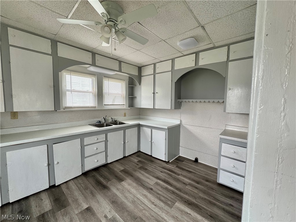 1349 E Main Street Coshocton OH 43812