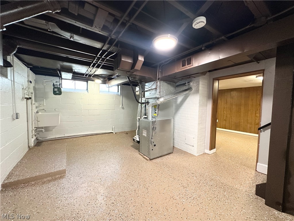 982 Quarry Drive Cleveland Heights OH 44121