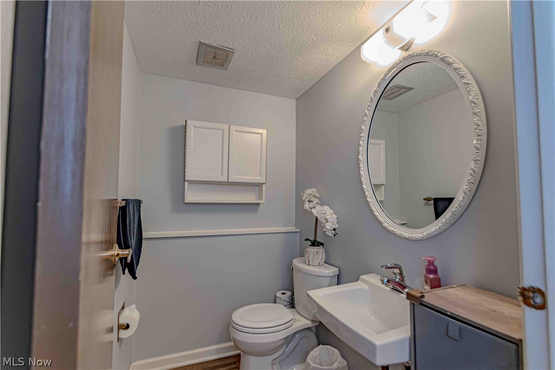4814 Debbie Drive Medina OH 44256