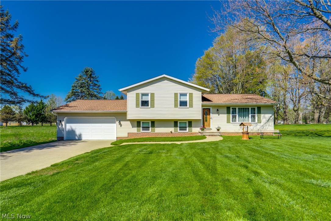 5029 Broadway Avenue NE Louisville OH 44641