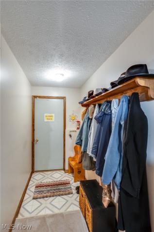 5029 Broadway Avenue NE Louisville OH 44641