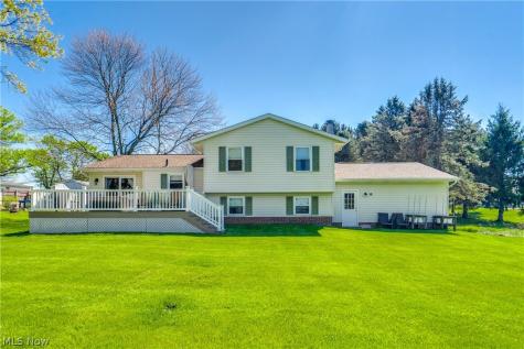 5029 Broadway Avenue NE Louisville OH 44641