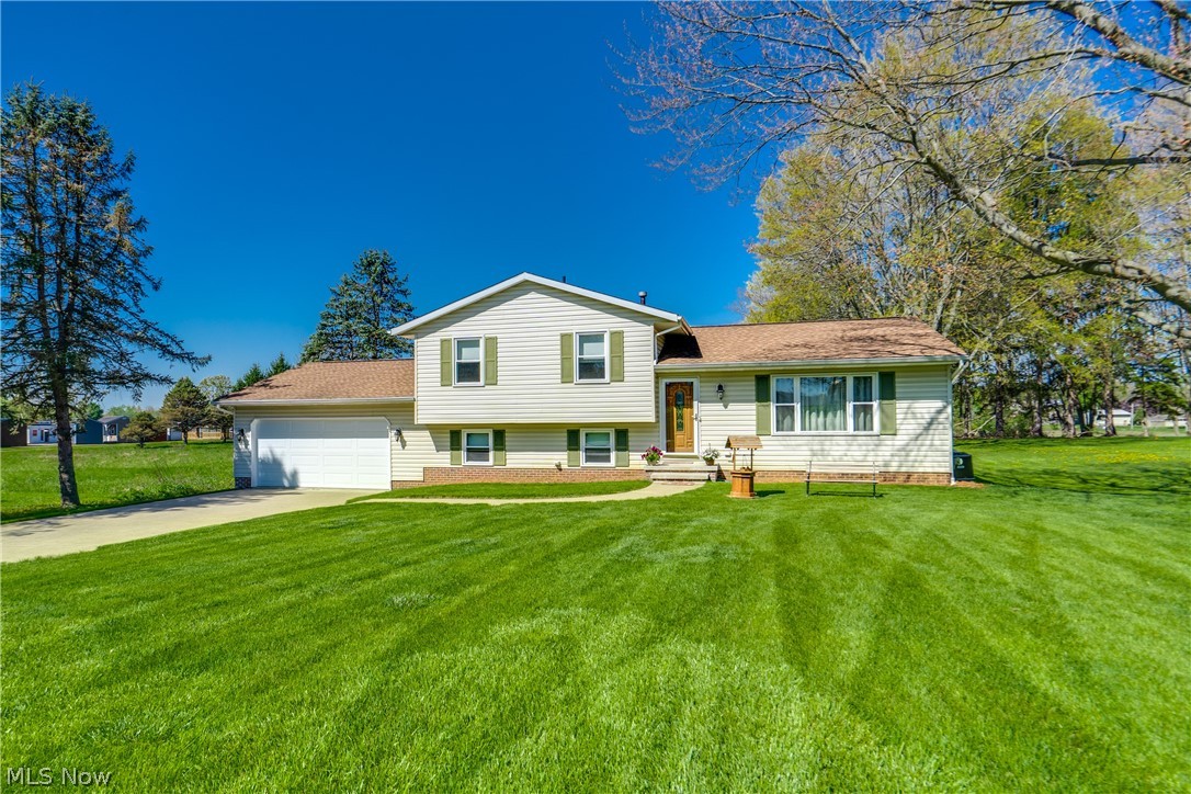 5029 Broadway Avenue NE Louisville OH 44641