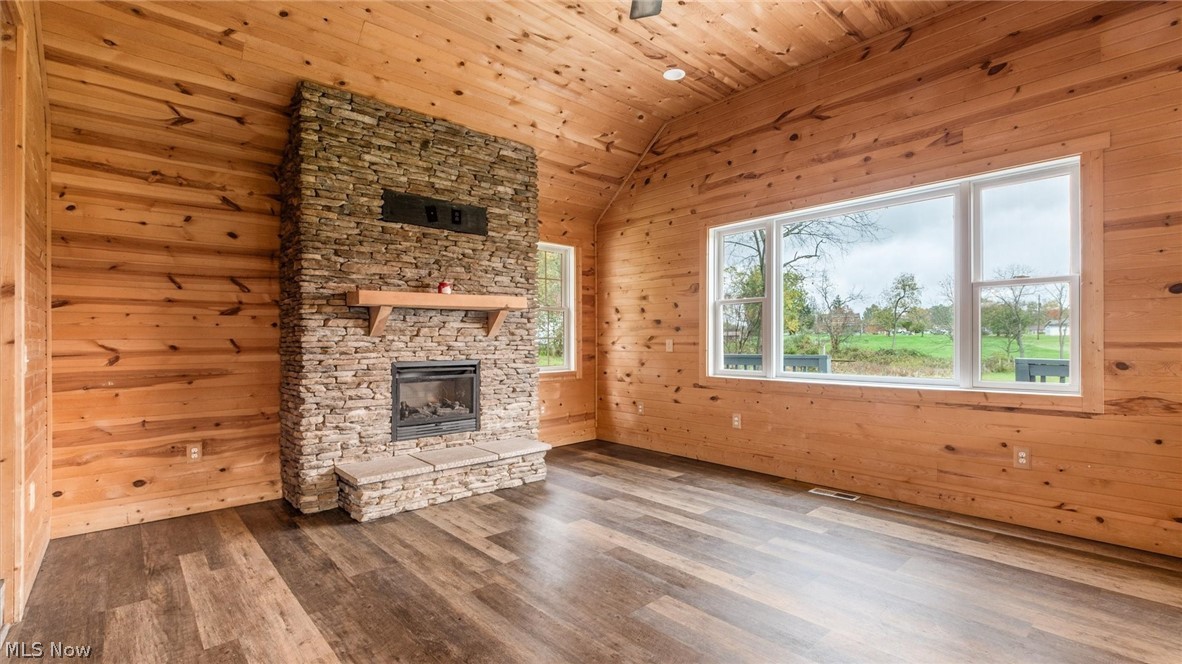 3365 Gorsuch Road Nashport OH 43830