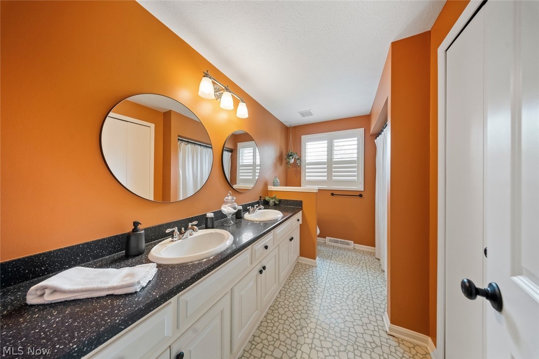 28930 Turnbridge Road Bay Village OH 44140
