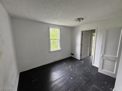 13401 Bartlett Avenue Cleveland OH 44120