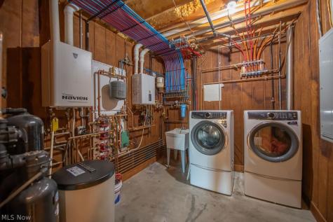 72 Cheyenne Trail Malvern OH 44644