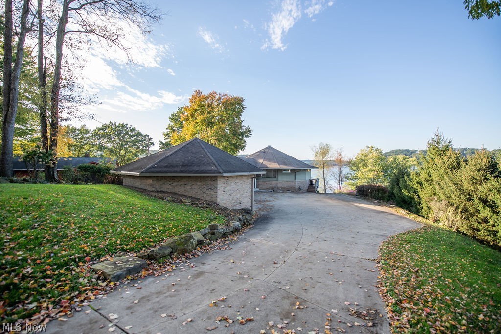 72 Cheyenne Trail Malvern OH 44644